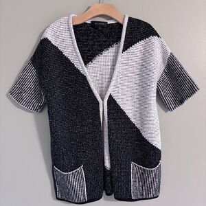 St. John Women's Black White Colorblock Knit Cardigan Sweater Small Elegant